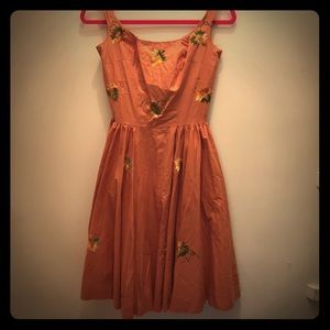 Embroidered 1950’s Vintage Dress- Size 0/2